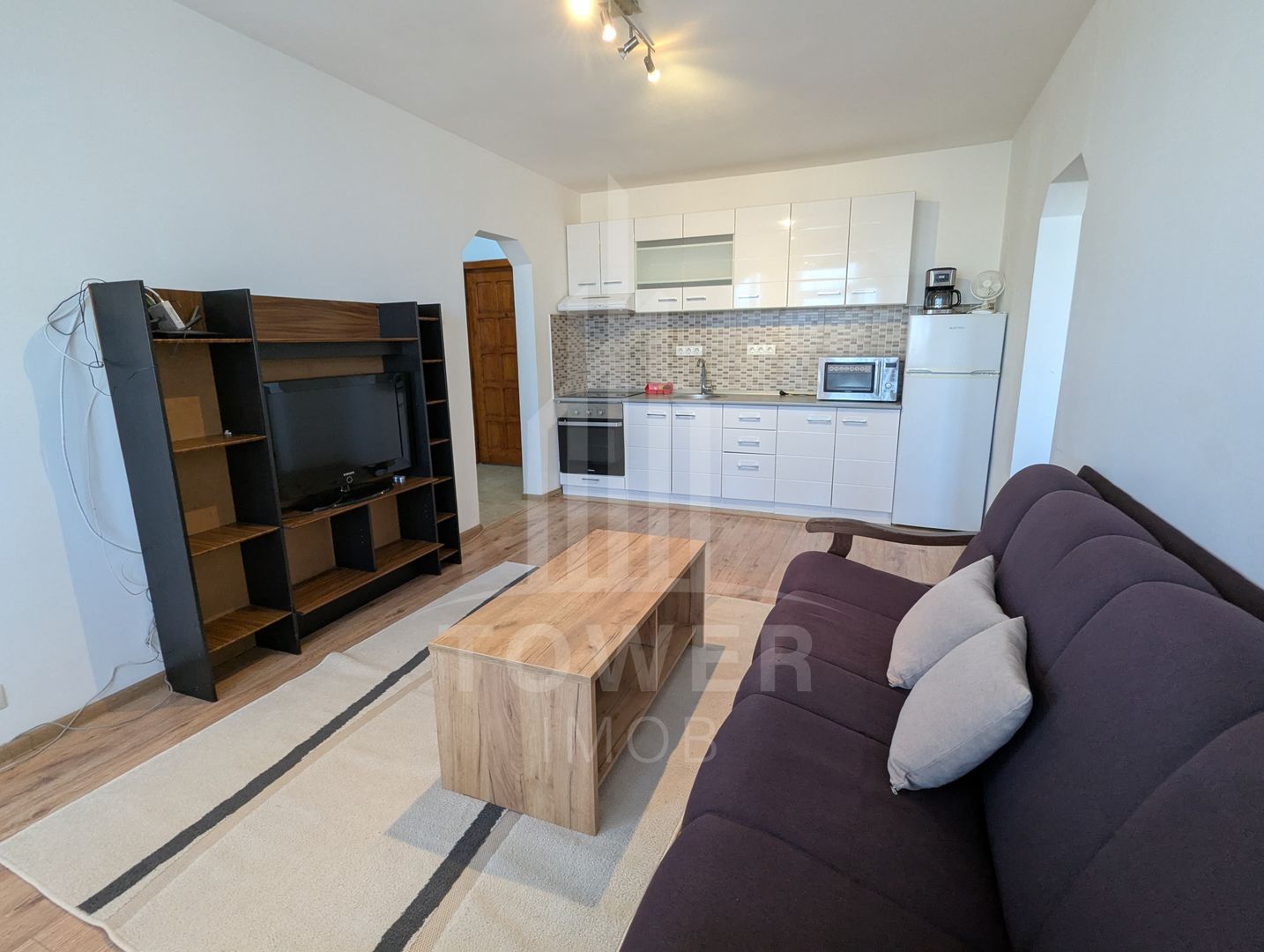 Apartament de inchiriat - 3 camere, priveliste - Hipodrom, Sibiu - Poză 1