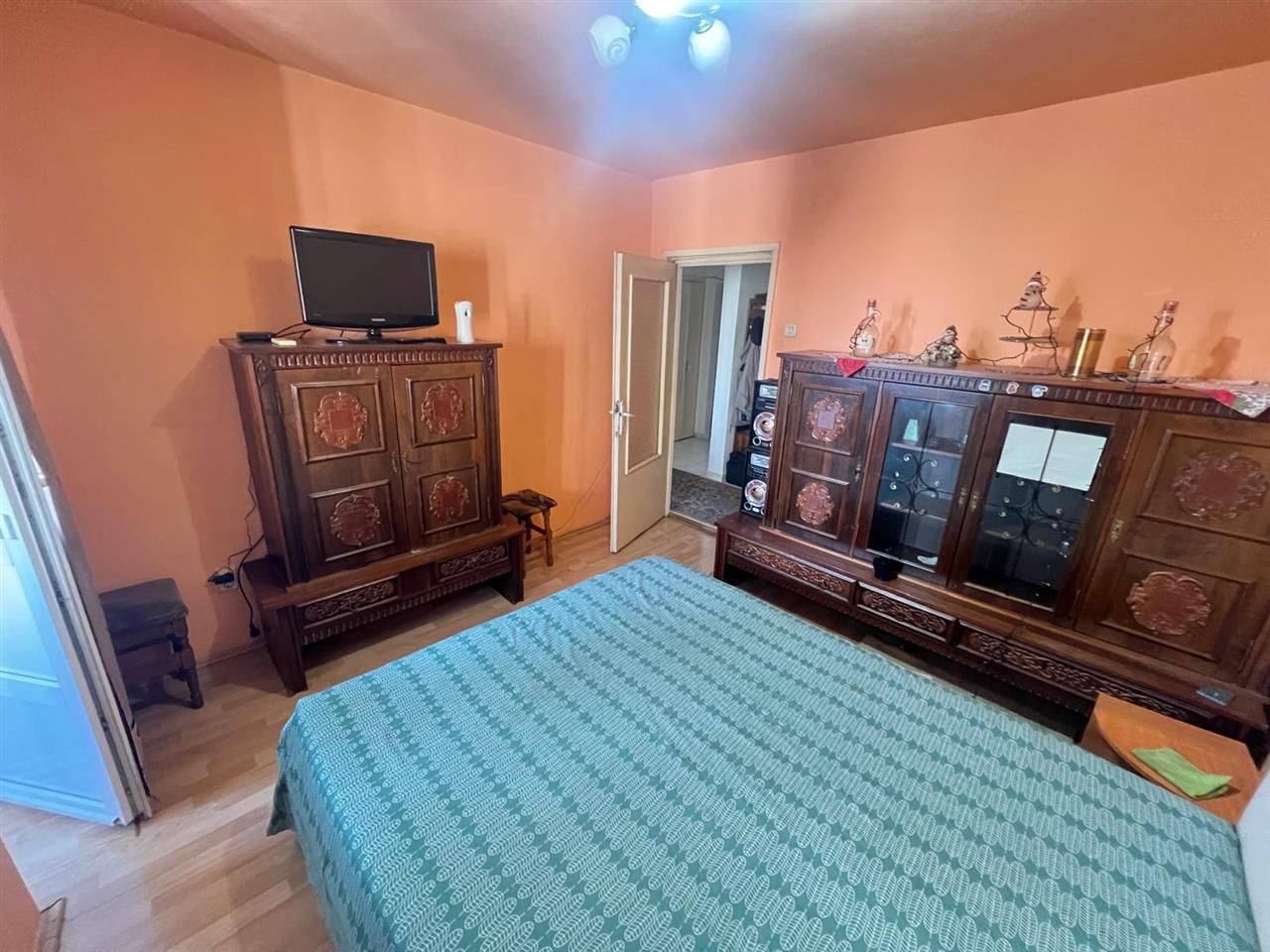 3 camere decomandat etaj 4/10 Dambovita centrala proprie - Poză 7