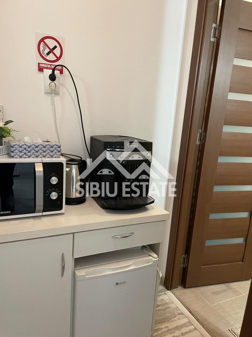 Afacere la cheie 2 unitati de cazare in regim hotelier ULTRACENTRAL - Poză 19