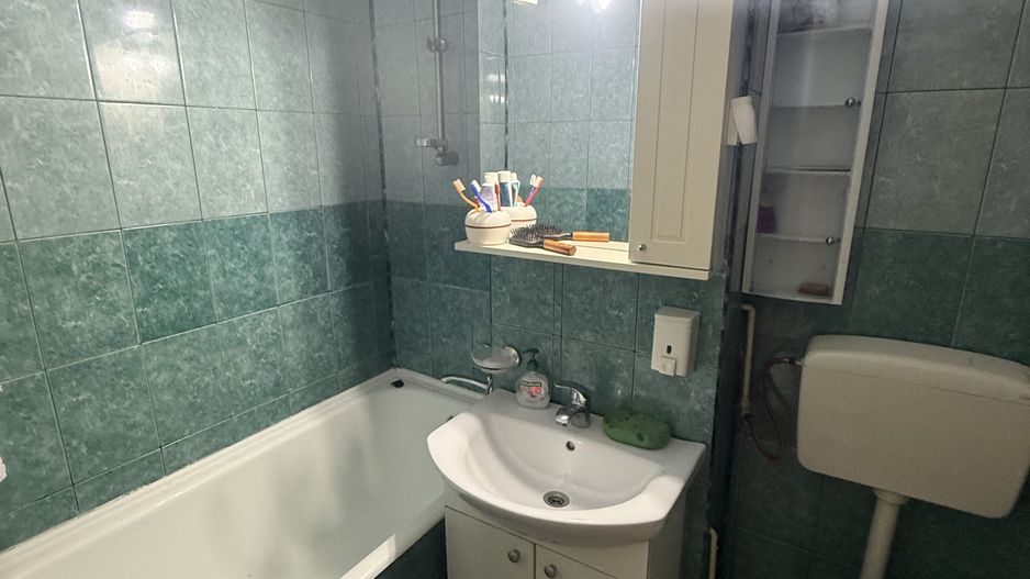 Apartament 2 camere 43 mp Parter( cu balcon) - Campina - Poză 10