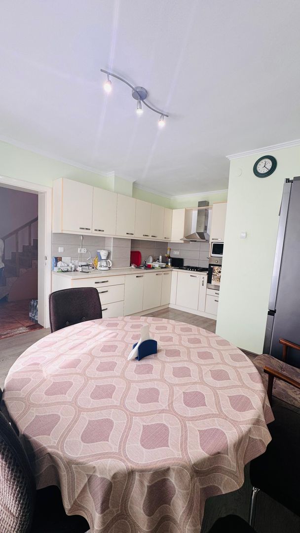 Casa parter si etaj - teren 1250 mp in Satu Nou Comuna Tamaseu - Poză 1