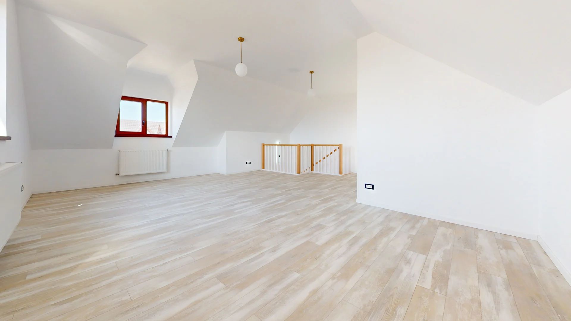 Vila cu stil in Izvor-Tarlungeni - Poză 10