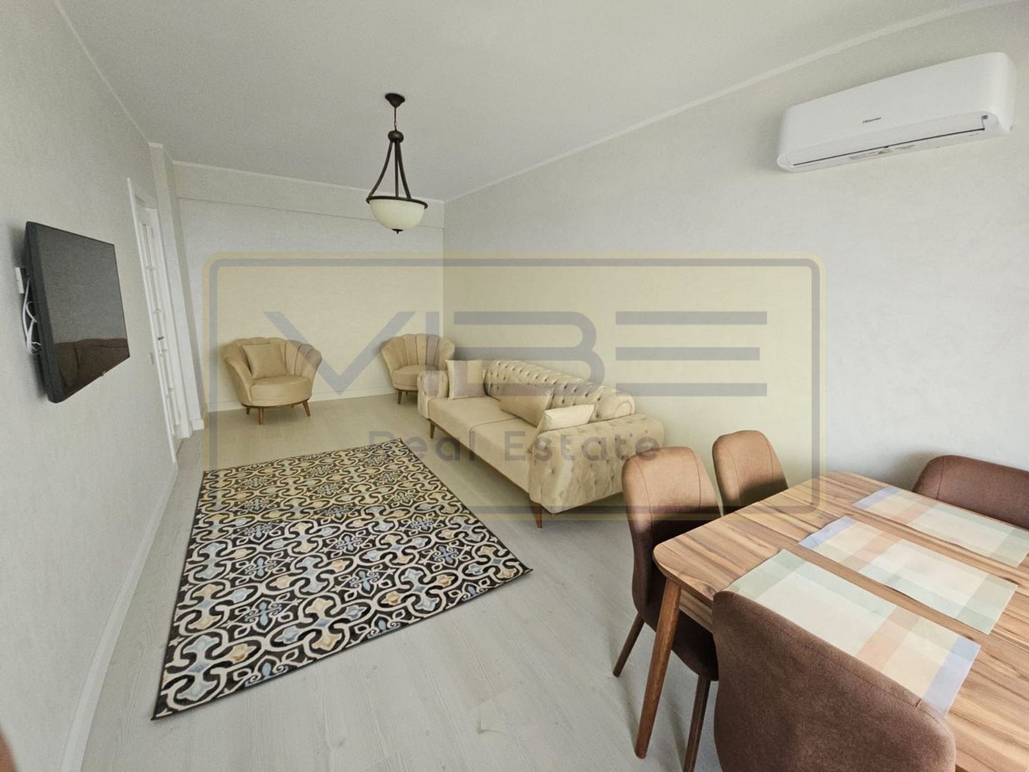 APARTAMENT 2 CAMERE COPOU ROYAL TOWN - Poză 5