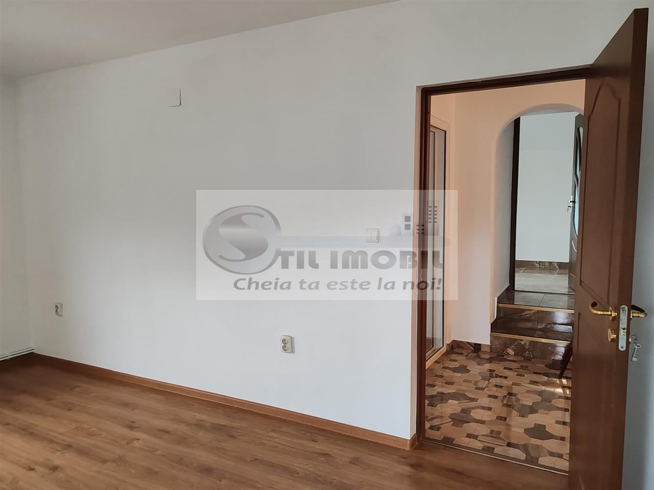 INTABULAT! Ap 3 camere  dec. etaj 1 cu intrare separata Zona Bucium - Poză 14