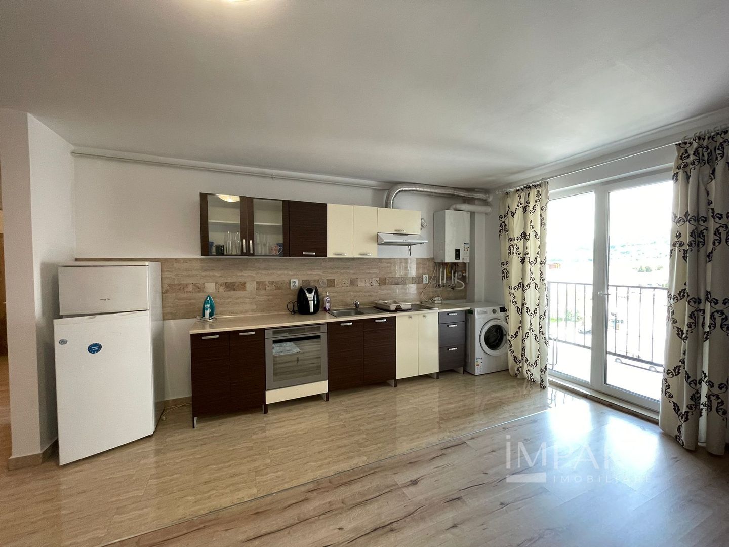 Apartament 2 camere, zona linistita, Dambul Rotund - Poză 3