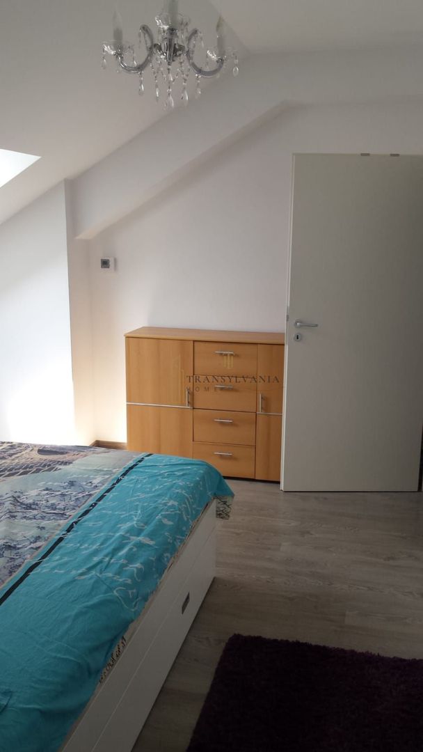Apartament 3 camere, decomandat - Poză 3
