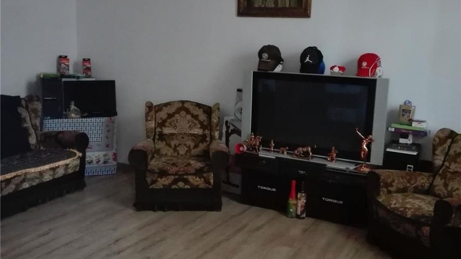 Apartament 2 camere zona Iosefin - curte comuna - Poză 1