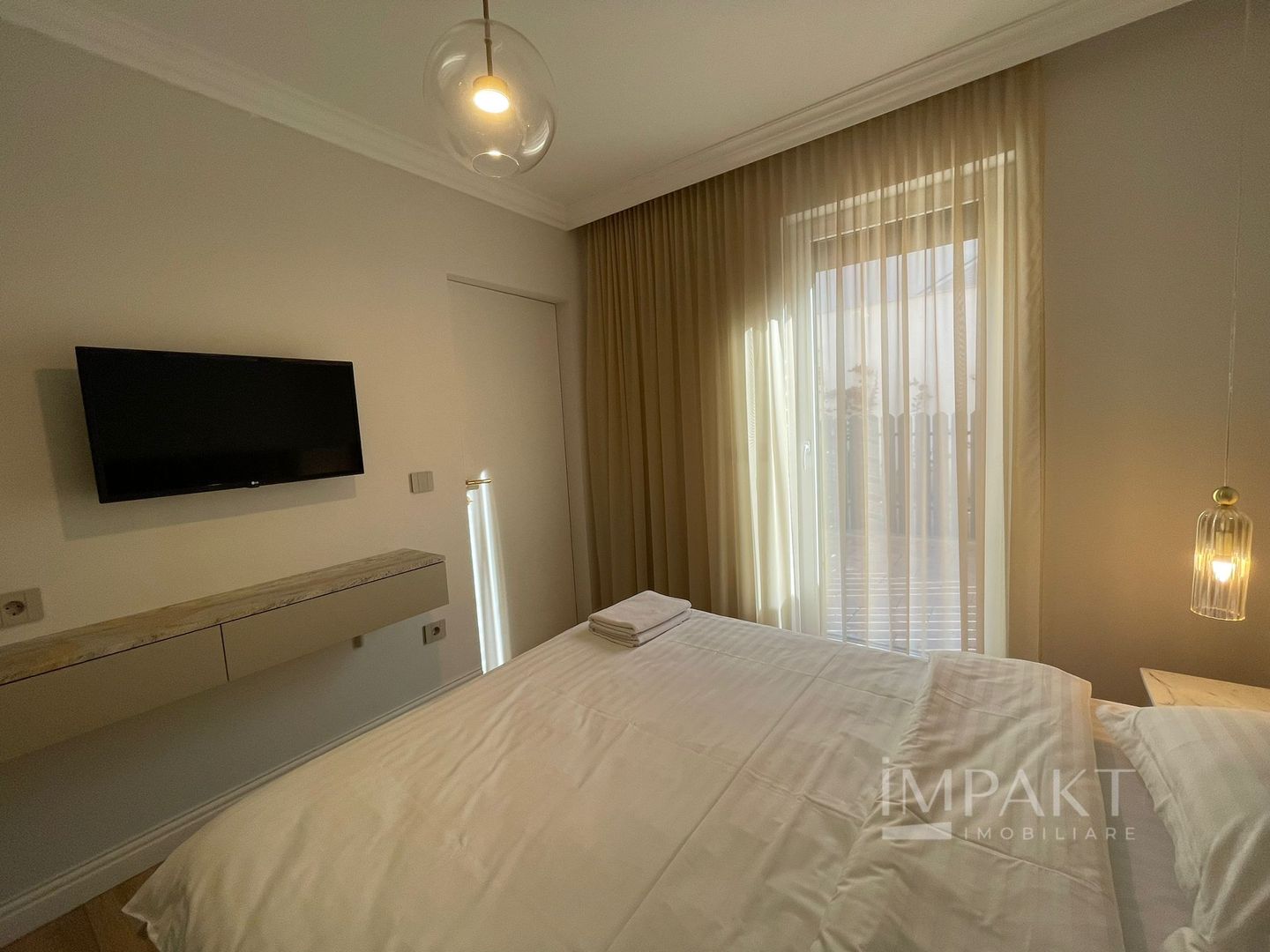 Apartament superb de locuit sau investitie in zona centrala cu 3 camere! - Poză 5