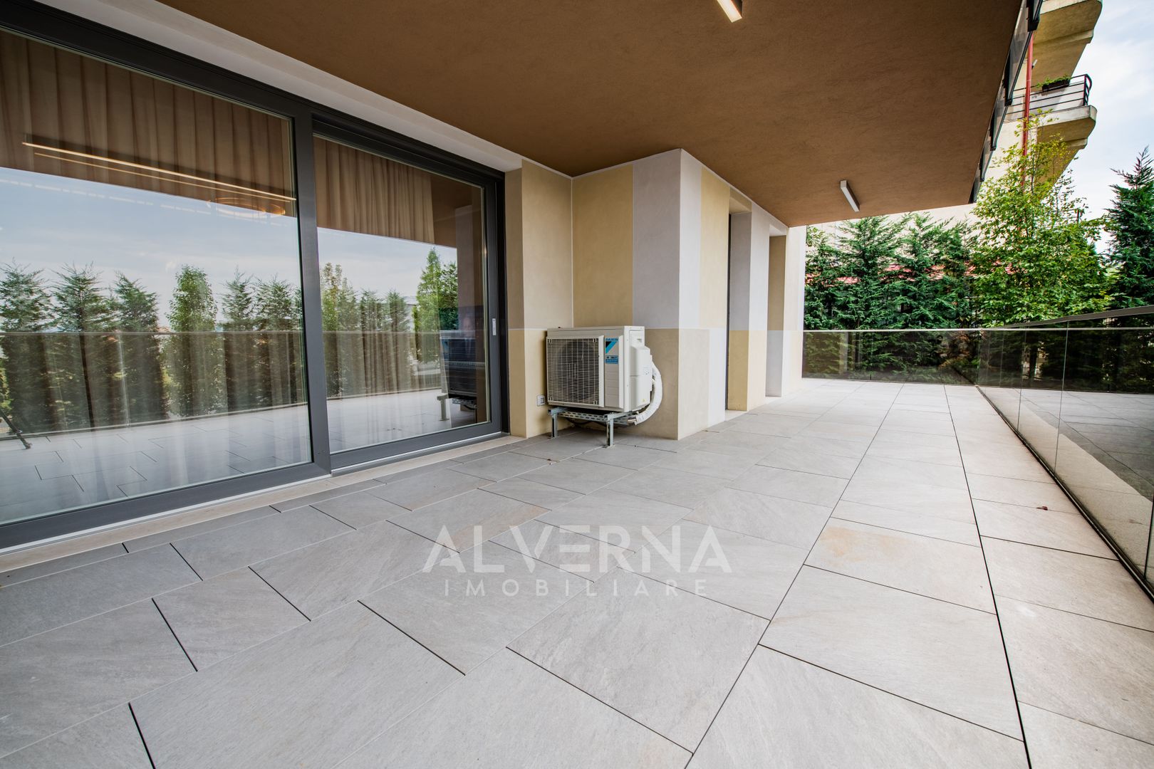 LOFT - Apartament 3 camere, 108mp + terasa, garaj subteran, Buna Ziua - Poză 8