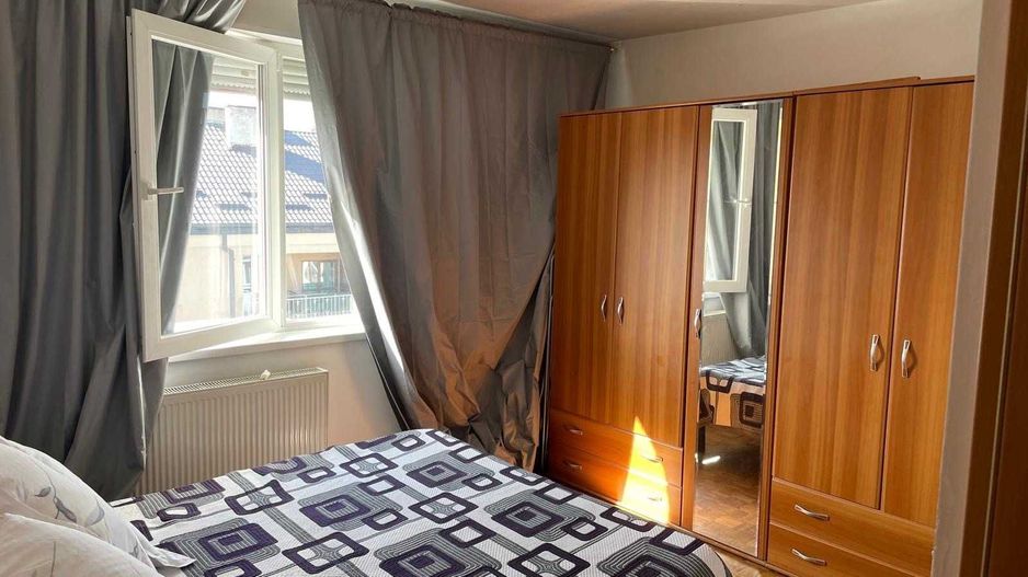 Apartament de vanzare zona centrala. - Poză 1