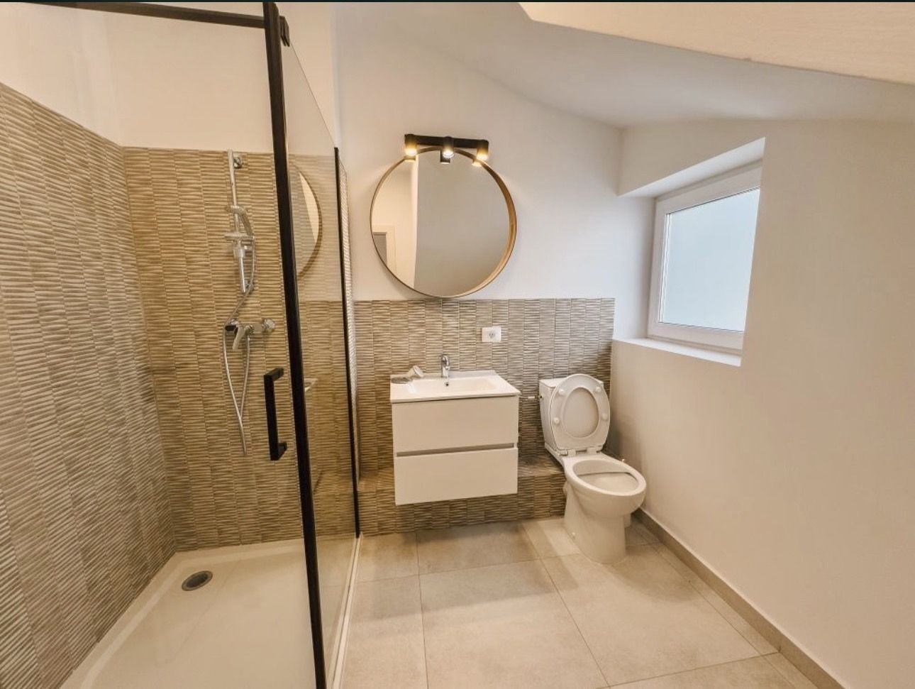 Rental | 3 Room New Villa | Premium | Furnished - Poză 6