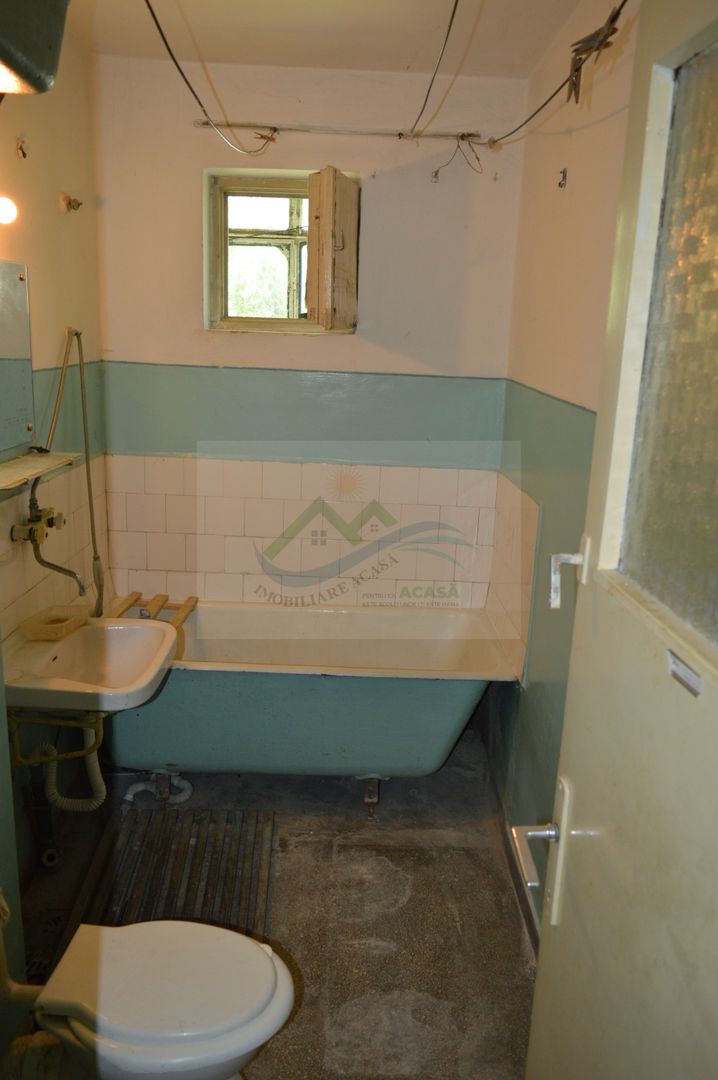 Apartament cu 4 camere Marasesti/Suceava - Poză 8
