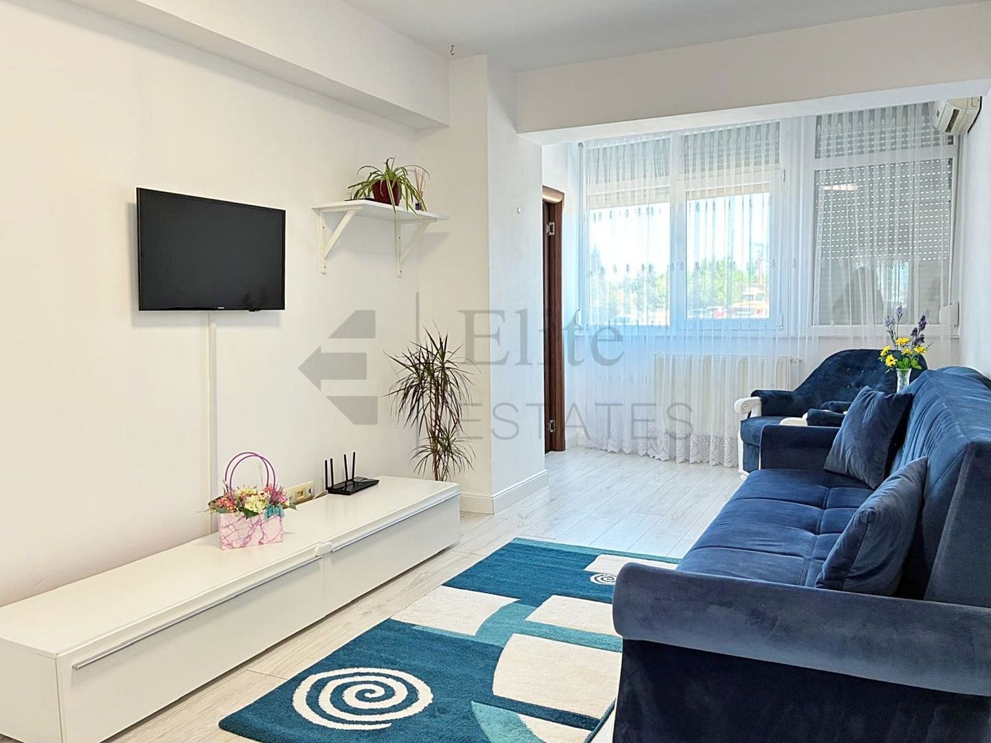 Apartament de inchiriat cu 3 camere Nufarul Plazza, Oradea - Poză 1