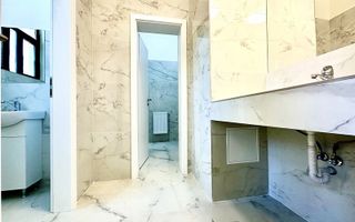 Spațiu birouri lângă primărie - Poză 9