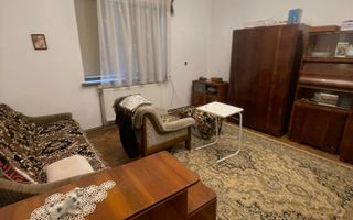 Casa ,curte și gradina.Teren cu 2700 mp. - Poză 1
