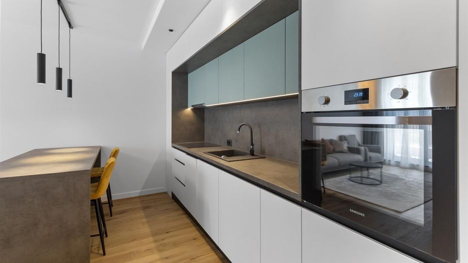 Apartament 25 cam Premium Central | Parcare Subterana si Utilitati incluse - Poză 3