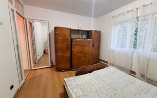 Apartament cu 2 camere de vanzare, zona Central - Poză 8