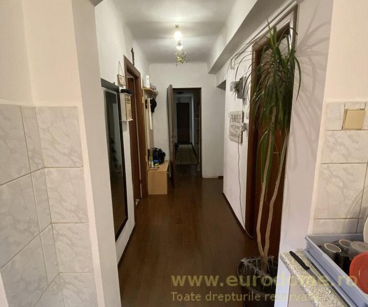 Vanzare Apartament in casa 4 Patria - Poză 8