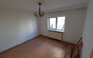 Apartament la pret de investitie, pregatit pentru renovare !! - Poză 2