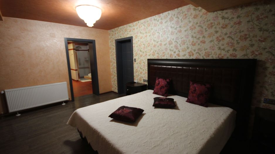 Lux la 5 minute de Iulius Twon - Poză 19