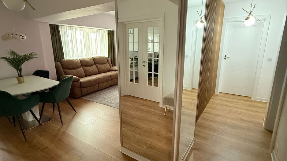 Vanzare Apartament 3 Camere Stradal Bulevardul Unirii - Poză 8