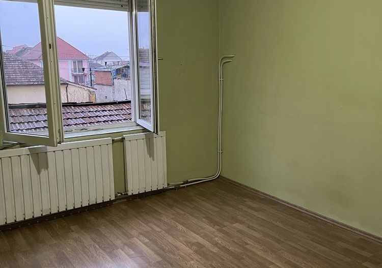 CASǍ DE VÂNZARE în mun. Satu Mare (Zona 14 Mai) - Poză 6