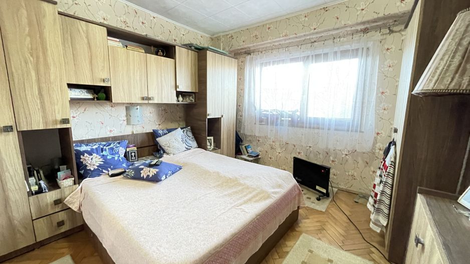 Apartament decomandat in zona Aradului - Poză 10