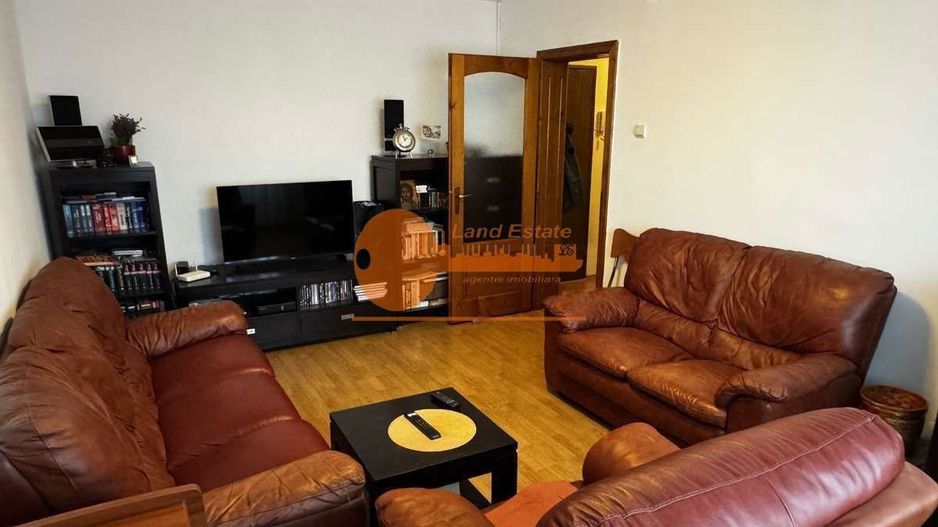 Apartament 3 camere Turda - Poză 1