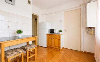 2 camere decomandate, etaj intermediar, Între Lacuri - Poză 5