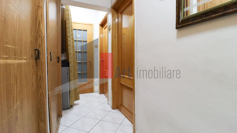 Apartamentul "SUPERMETO", BLOC STRADAL, REABILITAT - Poză 13