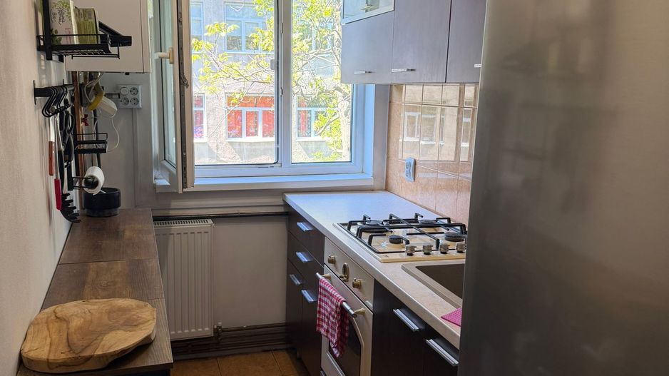 Apartament de 3 camere, zona Dacia - Poză 6