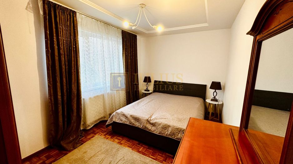 4 camere, 2 bai, centrala proprie - Poză 15