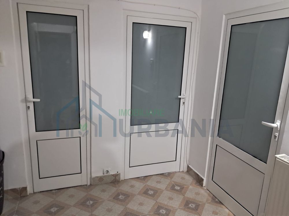 Apartament 3 camere de închiriat, 72 mp, etaj 1, Târgu Frumos, zonă centrală/liniștită - Poză 6