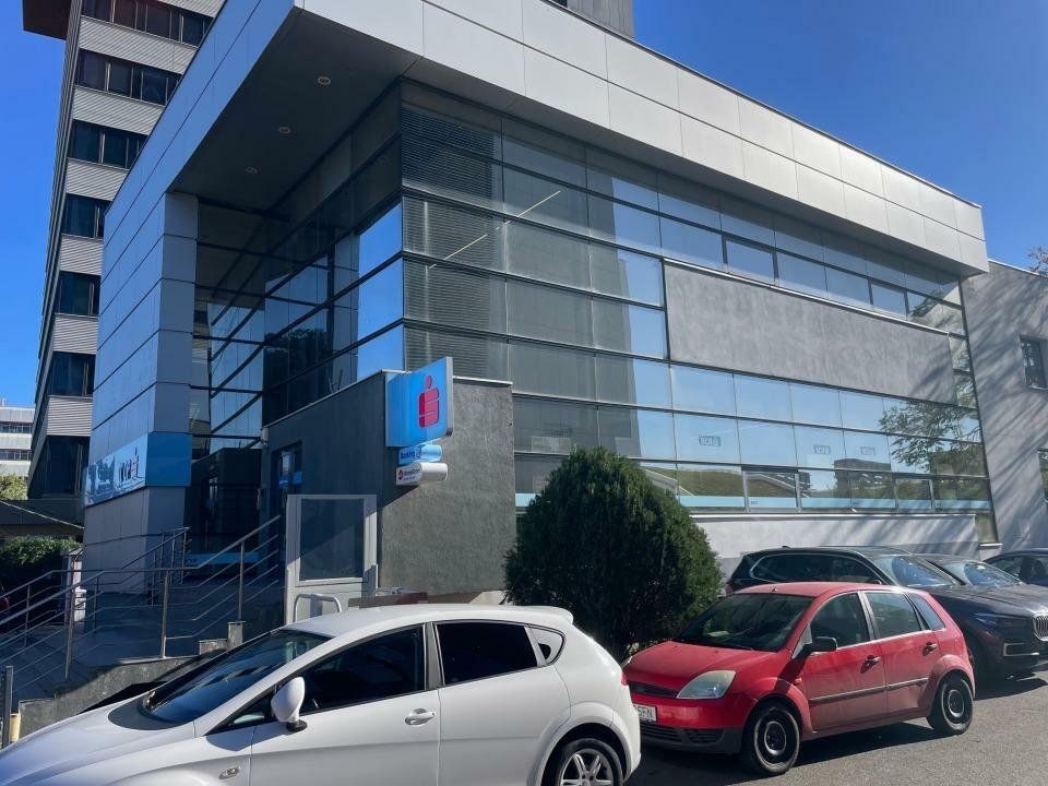 Ag BRASADAS închiriază SPATIU BIROURI/COMERCIAL/DEPOZITARE. - Poză 1