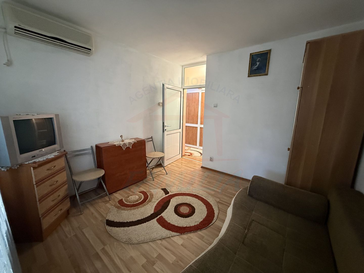 🏛️ De închiriat 2 camere, Micro 20, 350 euro/luna - Poză 6
