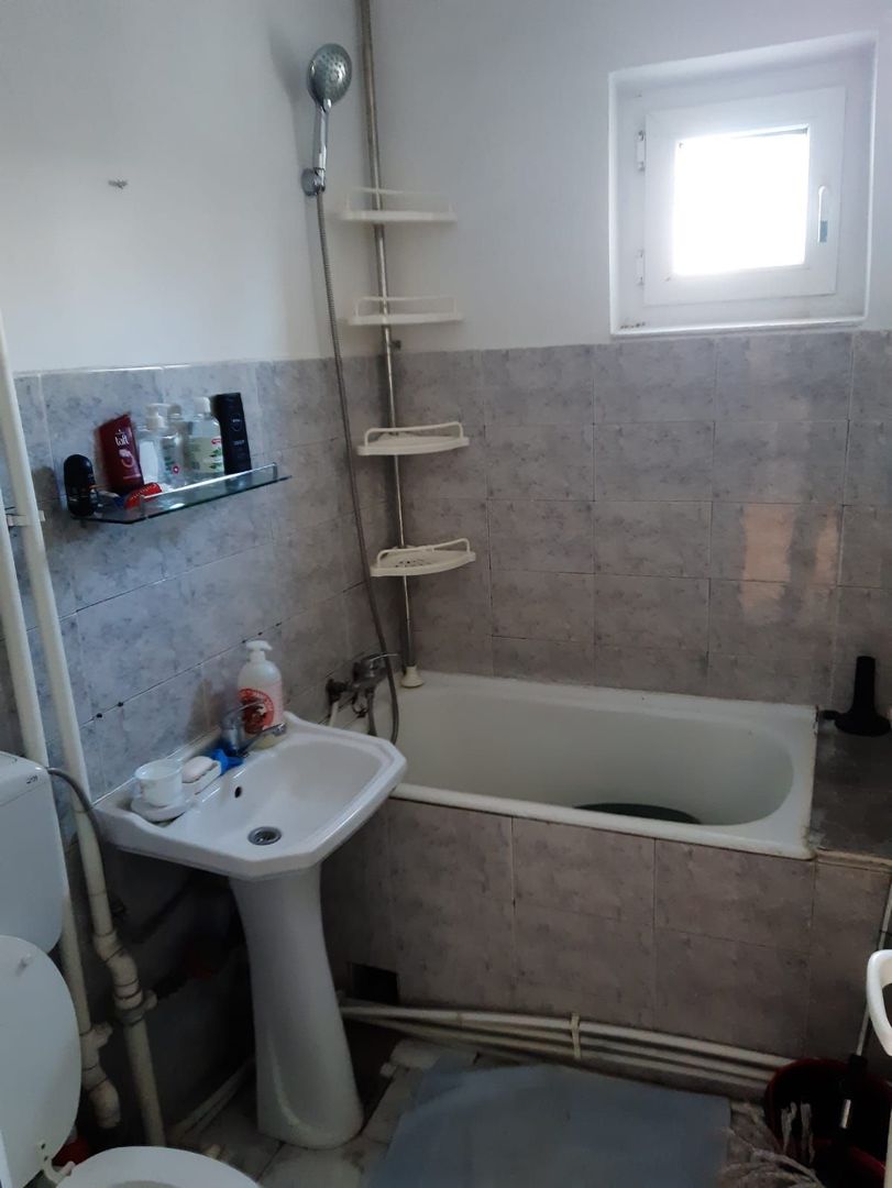 Apartament 4 camere, etaj 1, orientare sudică – Micro 39 A - Poză 4