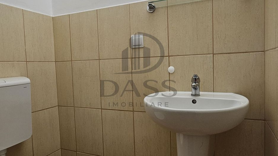 Apartament de inchiriat 6 camere 179 mp Etaj 2 + mansardă - Poză 7