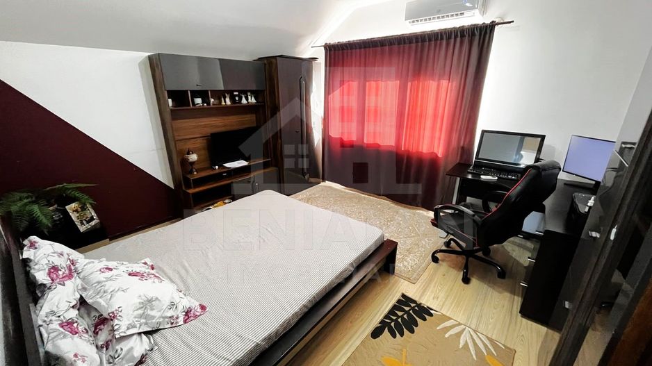Casa Moderna P+M-220mp-6 Camere-Toate Utilitatile-An 2010-Zona Ford - Poză 6