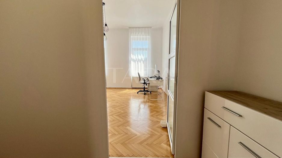 EXCLUSIVITATE. Apartament decomandat, ULTRACENTRAL. - Poză 14