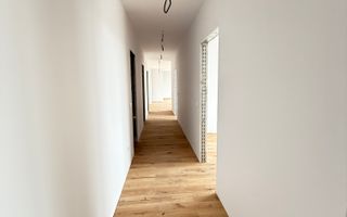 Apartament 4 camere de vanzare Pipera in bloc cu vedere la lac - Poză 14