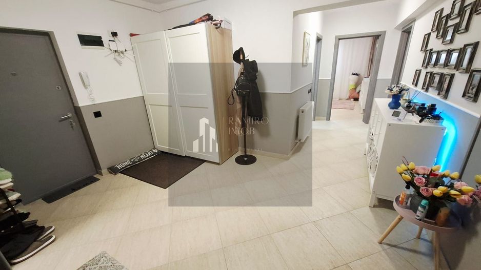 Apartament 3 camere decomandat 112mp Metalurgiei / Turnu Magurele - Poză 4