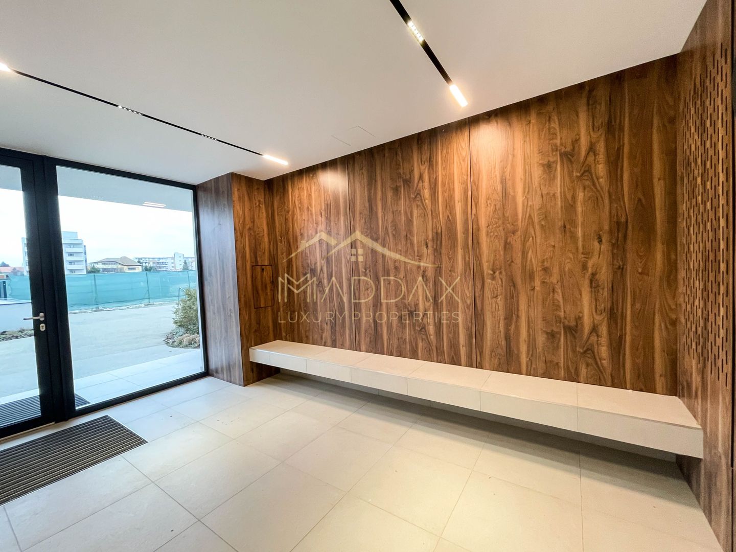 4 rooms apartment***181sqm***// 84sqm garden // Baneasa - Poză 30