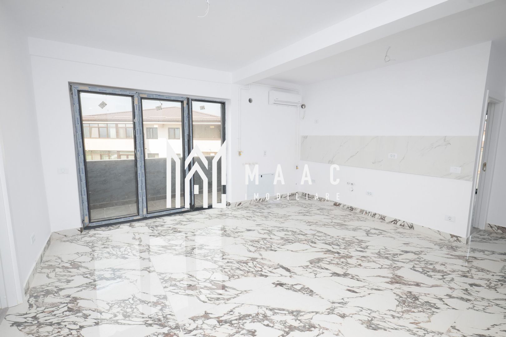 PENTHOUSE STRADA OSTROVENI| ETAJ 3| BLOC INTABULAT - Poză 2