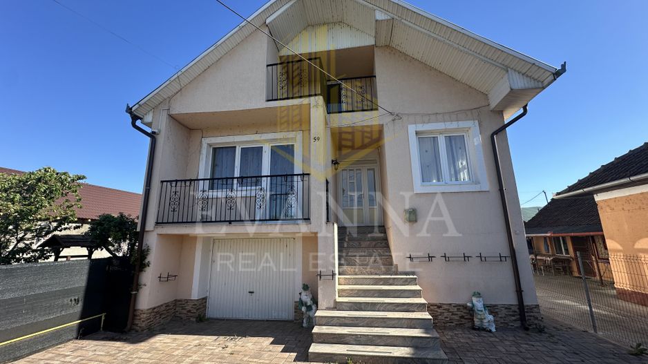 Casă de vânzare în Seini - strada Horea - Poză 1