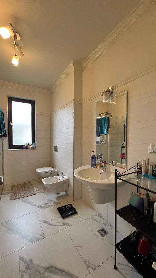 Vila individuala cu 5 camere Otopeni - Poză 16