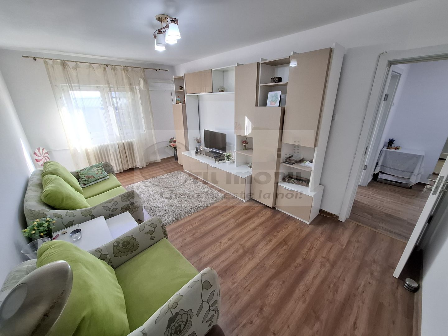 Închiriere apartament 2 camere – Palas Mall, Centru Iași - Poză 1
