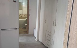 Inchiriez apartament - Poză 1