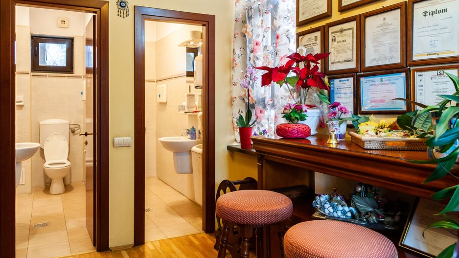 Vila 19 camere pretabila | azil batrani | gradinita | after school - Poză 14