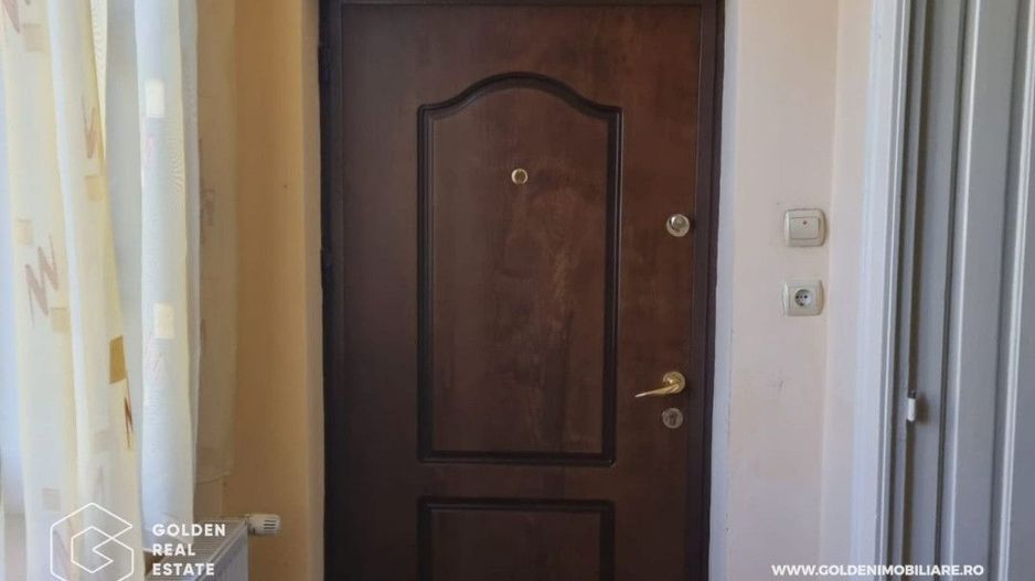 Apartament 3 camere din cărămidă, zona Intim, localitatea Lipova - Poză 7