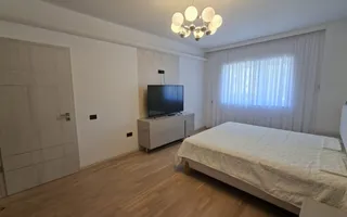 Inchiriere apartament 3 camere centru Ultramodern-Bloc nou - Poză 12